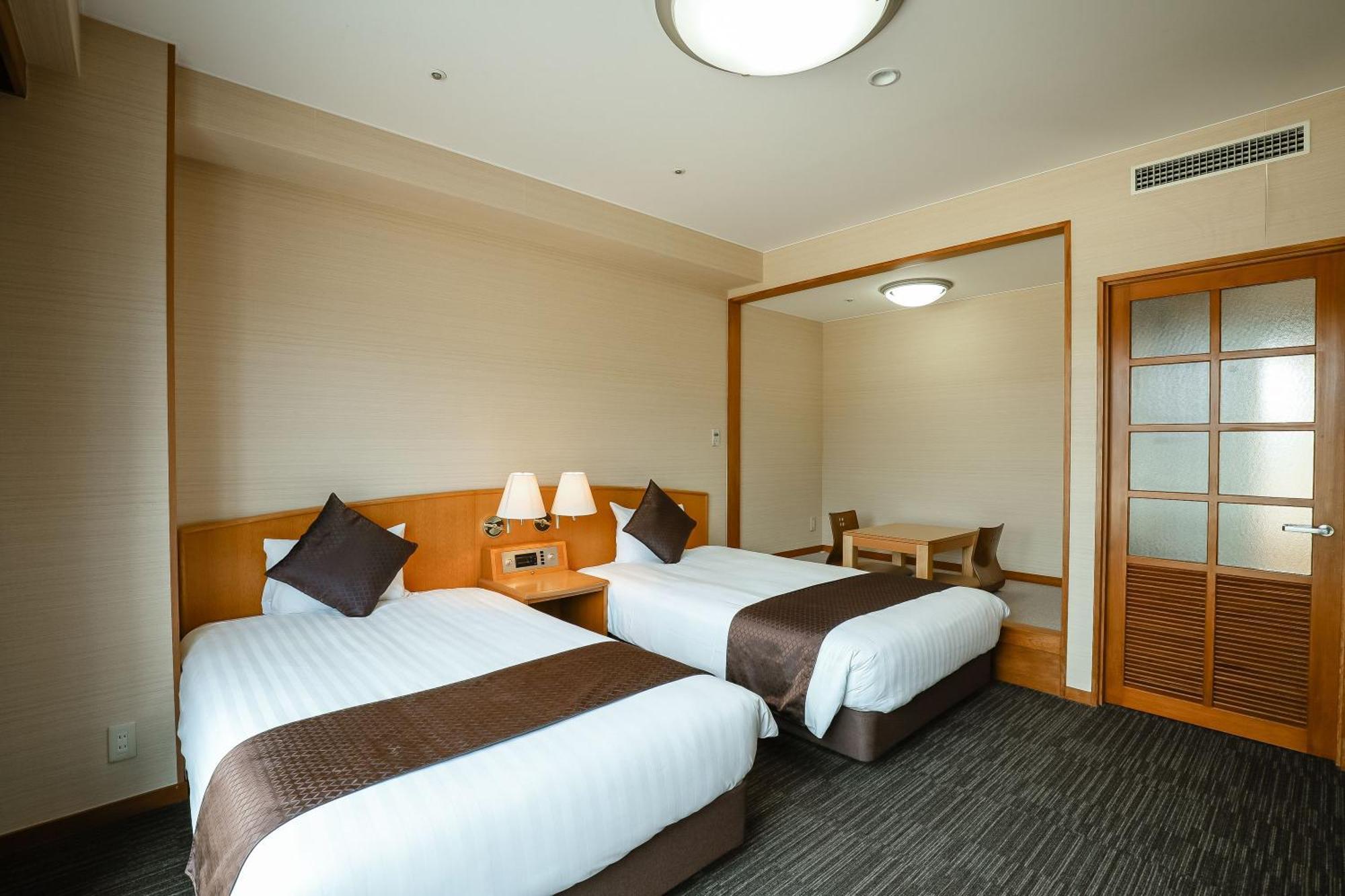 คัมโปะ โนะ ยะโดะ อิโนะ Hotel Ino ภายนอก รูปภาพ